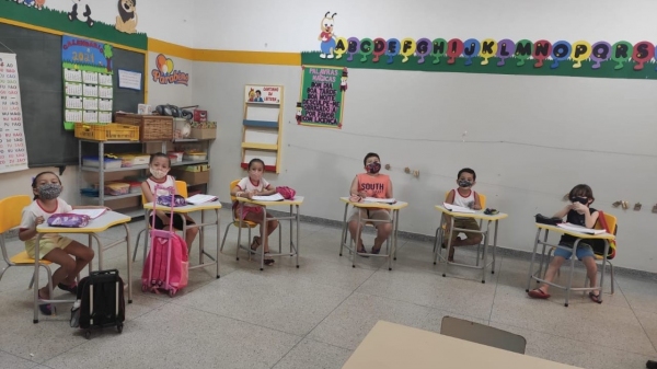 Rede municipal de ensino vai manter ocupação nas salas de aula em 50% (Divulgação/PMA).