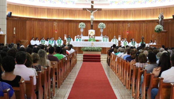 Missa em Ação de Graças, realizada na Igreja Matriz de Santo Antônio, foi presidida pelo Bispo da Diocese de Marília (Foto: Cedida/Frei Jacó).