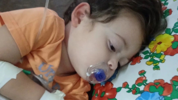 O pequeno Luiz Eduardo Pedro Costa morreu neste sábado (22) em Bastos, após receber medicação errada em hospital (Reprodução).