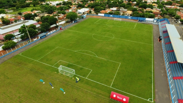 Estádio municipal de Adamantina, palco da competição (Divulgação/Selar).