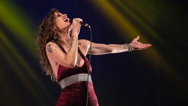 A atração musical do Circuito Sesc é a cantora Ana Cañas, que irá apresentar um show com canções de Belchior (Divulgação).