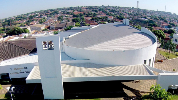 Igreja Matriz Nossa Senhora de Fatima em Adamantina (Reproducao/Fanpage).
