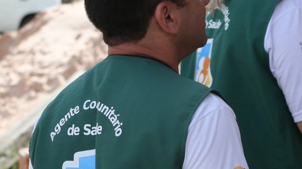País tem cerca de 291 mil agentes de saúde e 100 mil profissionais para combate às endemias (Foto: Dênio Simões/Agência Brasília).