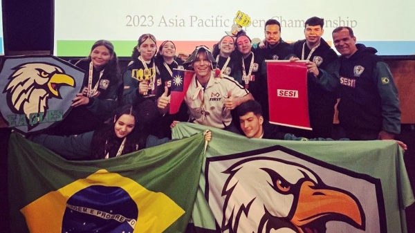 Equipe de robótica Eagles, da Escola Sesi de Osvaldo Cruz, campeã no mundial de robótica realizado na Austrália (Reprodução).