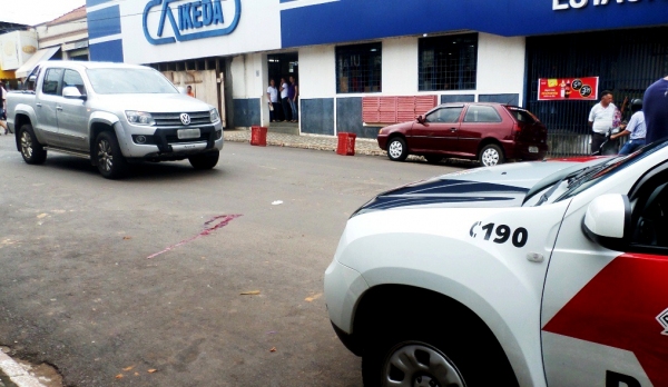 Idosa morre ao ser atropelada enquanto atravessava Avenida em Pacaembu (Foto: O Pacaembuense)