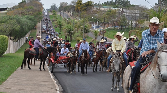 Cavalgada acontece dia 1º de setembro, com renda revertida ao Iama (Foto: