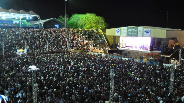 Tribunal de Contas vai mirar fiscalização na contratação de shows, pelos entes públicos, para eventos (Arquivo/ExpoVerde Adamantina).