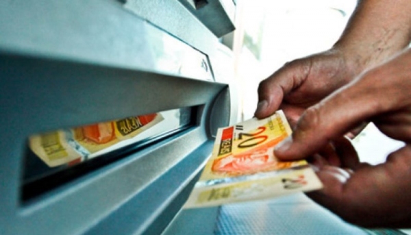 Prefeitura creditou os salários, que podem ser sacados a partir desta sexta-feira, na rede bancária (Foto: ilustração).