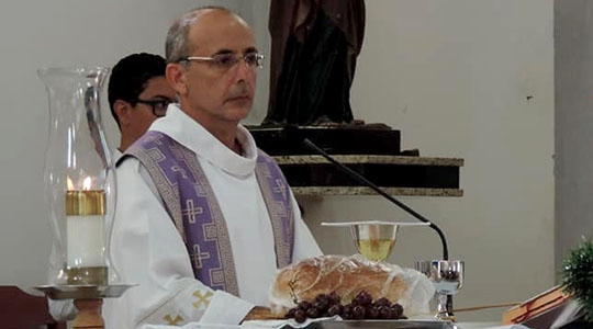 Padre Afonso é o novo pároco da Igreja Matriz Nossa Senhora de Fátima, de Adamantina (Acervo Pessoal).
