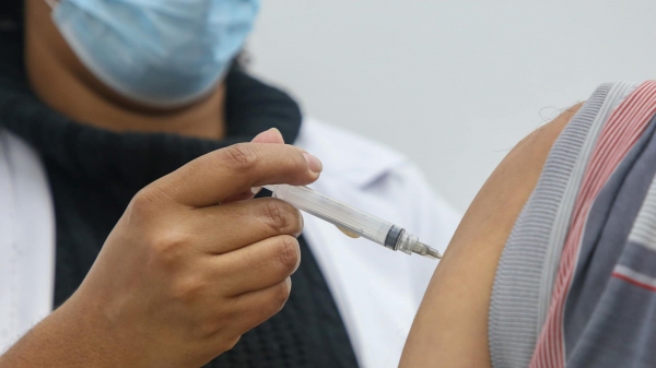 Vacinação contra a Covid-19 em Adamantina abre para novos públicos, de 43 e 44 anos (Foto: Gov SP).