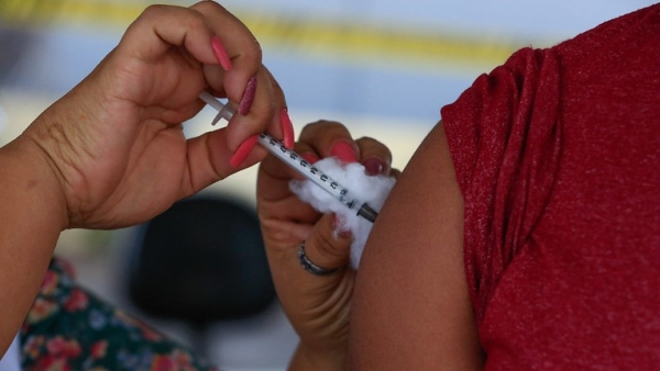Vacinação deste público está condicionada à presença de um adulto responsável, podendo esse proceder com a autorização verbal no ato de vacinação (Foto: Myke Sena/MS).