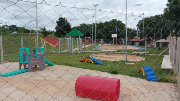 Parc?o, espa?o de lazer para pets (Divulga??o/Pref. de Dracena).