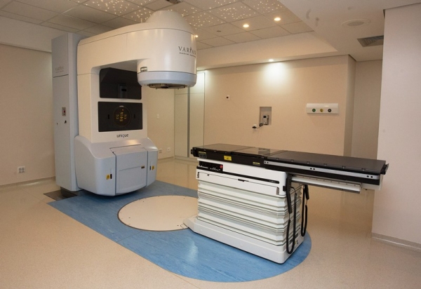 A Sala de Radioterapia do Hospital do Câncer de Prudente se chamará ?Thomaz Alckmin?, em homenagem ao filho do governador (Foto: A2img / Ciete Silvério).