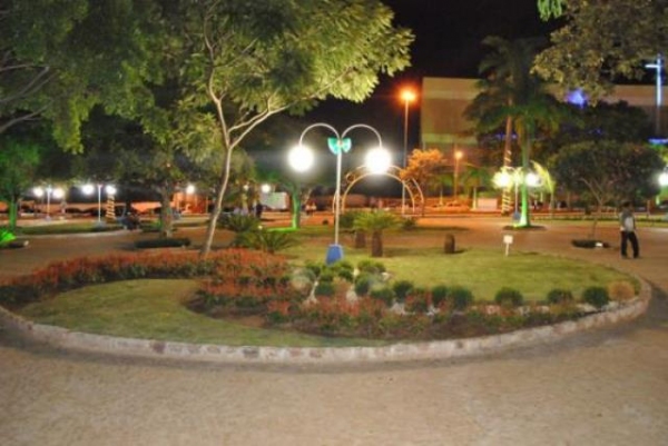 Praça central de Osvaldo Cruz passa a suspender wi-fi gratuito das 20h às 6h do dia seguinte.