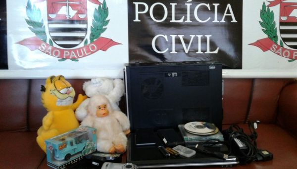 Operação prendeu 14 pessoas em flagrante, na região, sob acusação de pedofilia (Foto: Deinter 8/Polícia Civil).