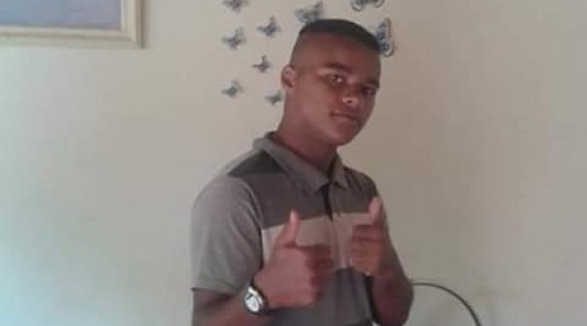 Depois de uma semana desaparecido, corpo de Anderson Luiz Vieira Pinto foi encontrado em estrada de terra, em Rinópolis (Reprodução).