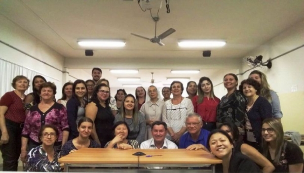 Videoconferência teve a participação do Conselho Municipal do Idoso de Adamantina e de outras cidades da região (Foto: Da Assessoria).