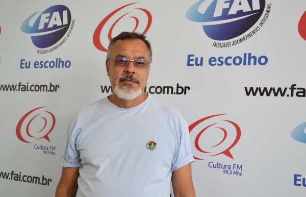 Jornalista Sérgio Barbosa, coordenador do Curso de Pós-Graduação "Lato-sensu" de Gestão em Comunicação Organizacional (Foto: Divulgação).