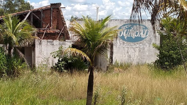Estrutura da empresa abandonada (Arquivo: Siga Mais).