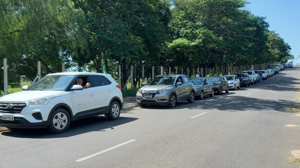 Concentração e saída da carreata e buzinaço, na região do campus II da UniFAI (Reprodução/Redes Sociais).