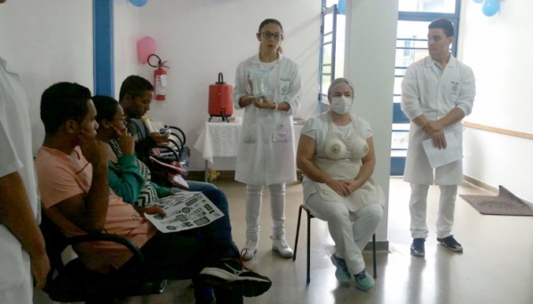 Atividade promoveu orientações para a conscientização da importância de doação de leite materno e captação de doadoras no município (Foto: UniFAI).