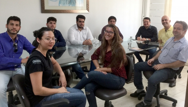 Reunião mobilizou estudantes e professores do curso de engenharia, o reitor da UniFAI Prof. Dr. Paulo Sergio da Silva, vereador Acácio Rocha e o representante do Lar dos Velhos, Nelson Baraldi (Foto: Da Assessoria).