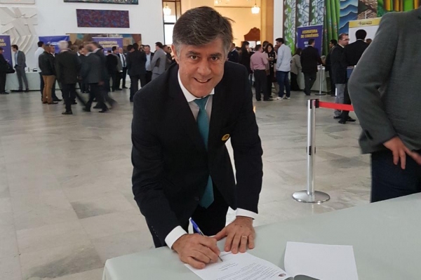 Prefeito Márcio Cardim assinou convênio no Palácio dos Bandeirantes e cidade vai receber kit de acessibilidade para biblioteca municipal (Foto: Da Assessoria).