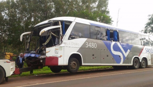 Batida matou motorista e feriu sete pessoas (Fotos: SBT Interior).