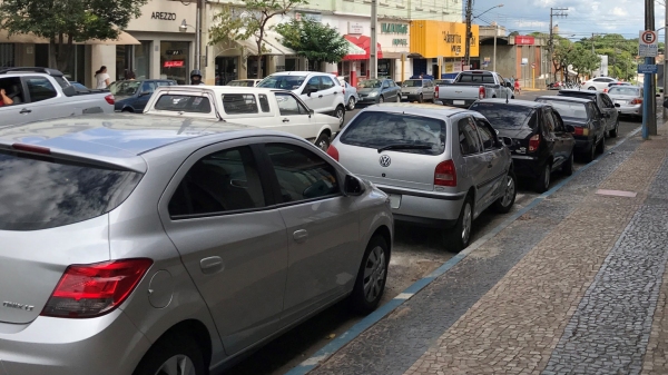 Conforme a Secretaria da Fazenda de SP, um quinto da frota registrada em Adamantina está com o IPVA atrasado (Arquivo/Siga Mais).