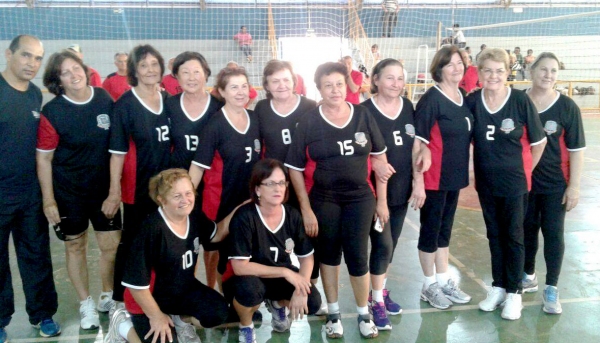 Equipe feminina de Adamantina sagrou-se campeã da 3ª etapa da Liga de Voleibol Adaptado (Foto: Cedida).