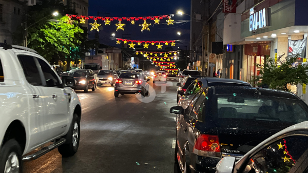 Comercio de Adamantina no fim de ano (Siga Mais).