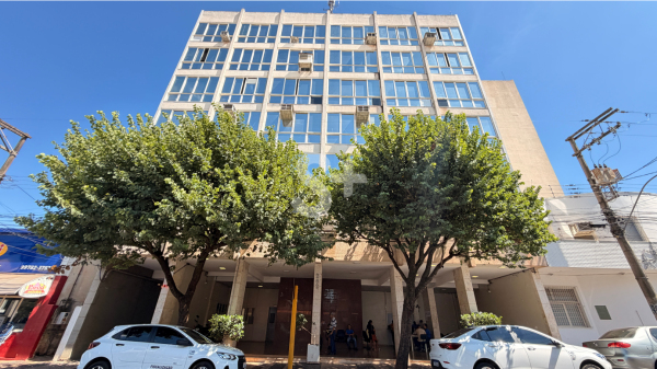 Prefeitura de Adamantina (Foto: Siga Mais).