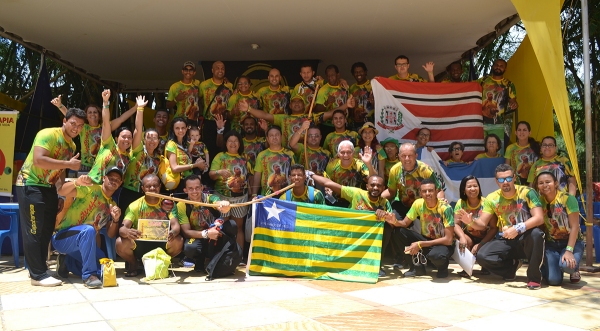 Capoterapeuta Lucas Nóbrega esteve representando Adamantina na 14ª Conferência Brasileira de Capoterapia (Foto: Acervo Pessoal).