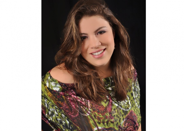 Funcionária de carreira desde 2007, Adriana Leme assume a Secretaria Municipal de Assuntos Jurídicos (Foto: Arquivo Pessoal).