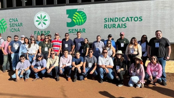 Agronomia de Adamantina na Agrishow (Acervo Pessoal).