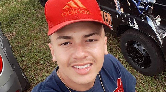Corpo de Willian Moreira da Silva, de 19 anos, é velado em Adamantina. Será sepultado no final da tarde desta sexta-feira (Reprodução).