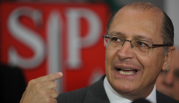 Governador faz a entrega de 108 casas populares em Inúbia Paulista e visita outras cidades da região (Foto: Divulgação).