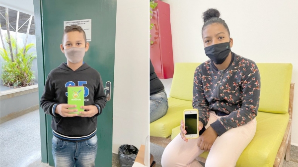 Alunos foram contemplados com aparelhos celulares (Assessoria de Imprensa/Lions Clube).