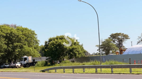 Canteiro de obras em Adamantina (Siga Mais).