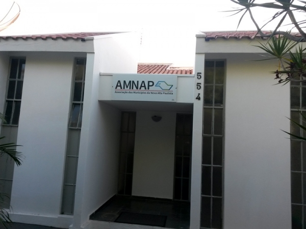 AMNAP passa a atender na alameda Cônego João Batista de Aquino, 554, centro, em Adamantina (Foto: Acácio Rocha)