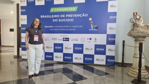 Ana Vit?ria no evento onde fez o lan?amento do livro (Acervo Pessoal).