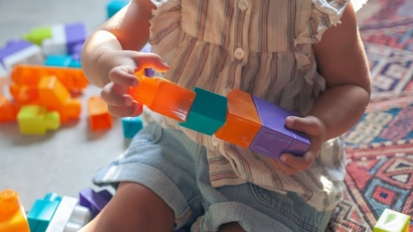 Encontro debate primeira infância e políticas públicas municipais (Foto: Ana Klipper/Unsplash).