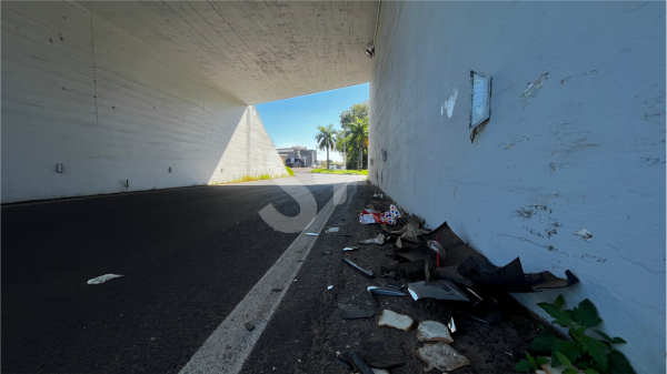 Acidente ocorreu em um dos viadutos no trevo principal de Adamantina (Siga Mais).