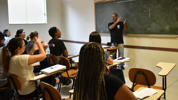 Aula com o presidente da ASSPP, Carlos Vilhalba (Cedida).