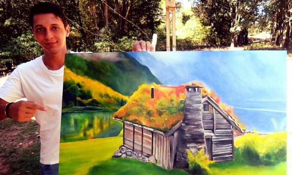 Alexandre Queiroz expõe suas telas de 5 a 25 de maio, na Biblioteca Municipal (Foto: Cedida/Assessoria de Imprensa).