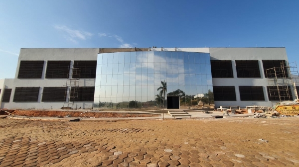 Obras do Bloco V seguem em 92% de execução (Fotos: Claudinei Pelae).