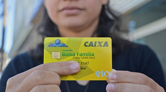 Criado em 2003, o Bolsa Família é um programa de transferência de renda do governo federal que tem o objetivo de combater a extrema pobreza no país (Divulgação).