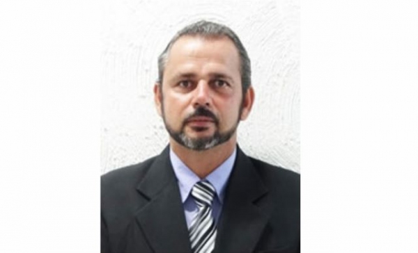 Vereador Aparecido Bonato, de Irapuru, participava de sessão, foi socorrido e não resistiu (Foto: Site da Câmara Municipal).