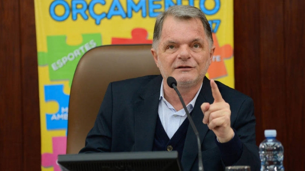 Assessoria distribui nota à imprensa, onde considera exagerada a decisão da Assembleia Legislativa (Foto: Alesp).