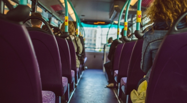 Viajar de ônibus ficou mais caro no Estado de São Paulo, com novos reajustes autorizados pela ARTESP (Pixabay).